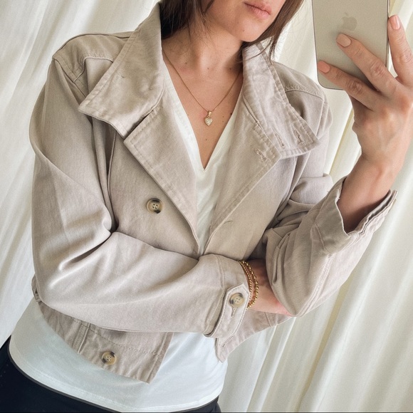 ELLIOT CROPPED JACKET — In Beige - Picture 2 of 11